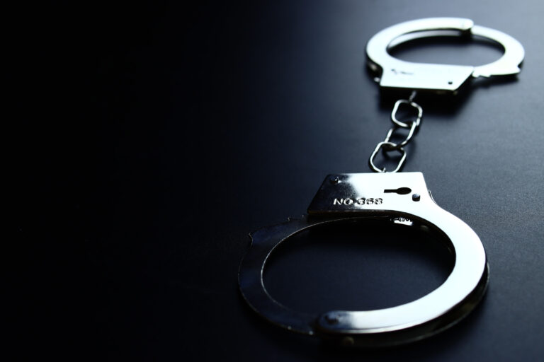 Dos personas arrestadas en operativos policiales de tráfico en el condado de Nueces