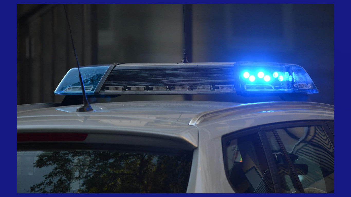 Accidente Fatal en US 281: Choque Múltiple Deja un Hombre Muerto y Otro Herido Grave