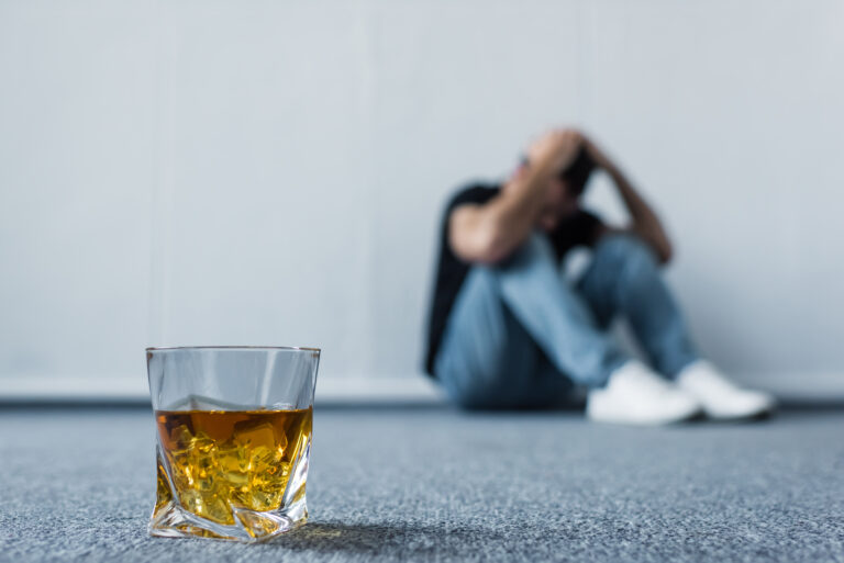 Mas de mil personas murieron el año pasado en Texas en choques relacionados con el alcohol