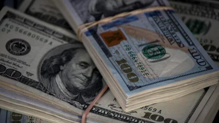 Dólar HOY en Corpus Christi: Tipo de Cambio y Caída del Peso a 17.96