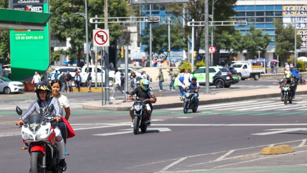 Hoy No Circula en CdMx y Edomex: Vehículos Afectados el 31 de Diciembre de 2025