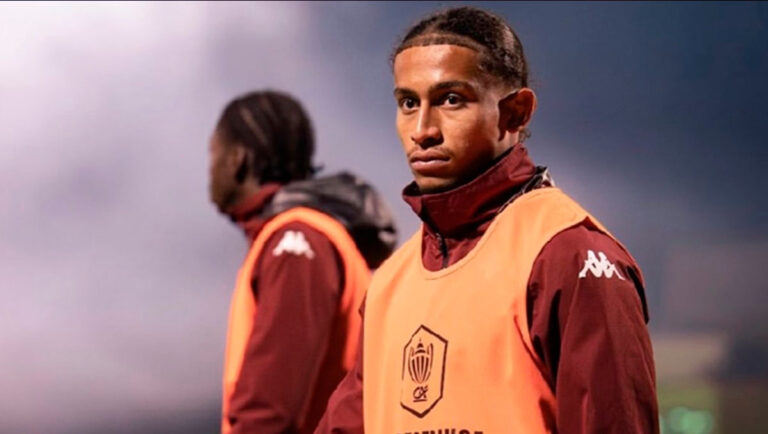 Jugador del Metz sufre graves heridas en incendio en Suiza y es trasladado en helicóptero