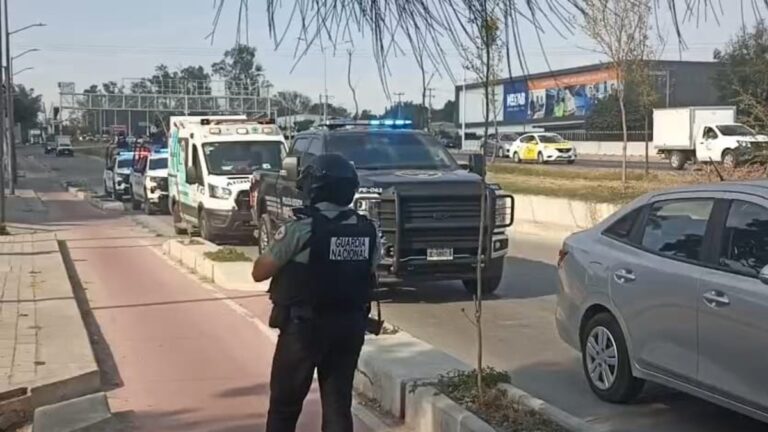 Hombre Sin Vida Hallado en Canal de Zapopan: Huellas de Violencia Reveladas