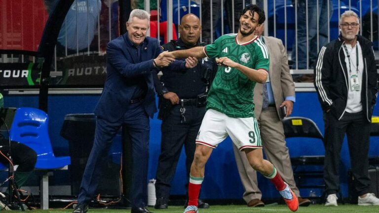 Raúl Jiménez Expresa su Ilusión por la Copa del Mundo 2026 en Casa