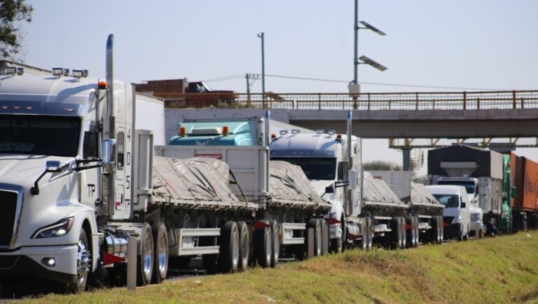 Actualización en VIVO: Autopista México-Querétaro – Choques y Cierres Viales Hoy