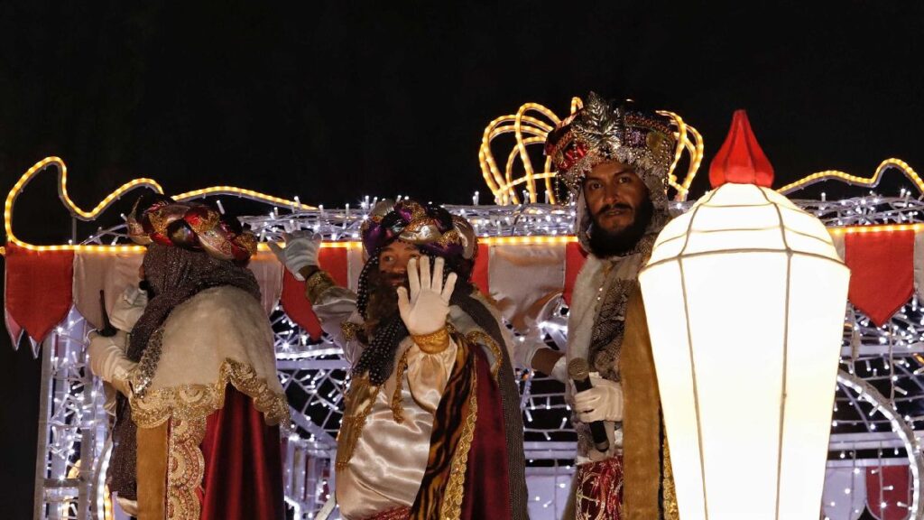 Descubre el Desfile de Reyes Magos en Puebla: Ruta y Calles Cerradas