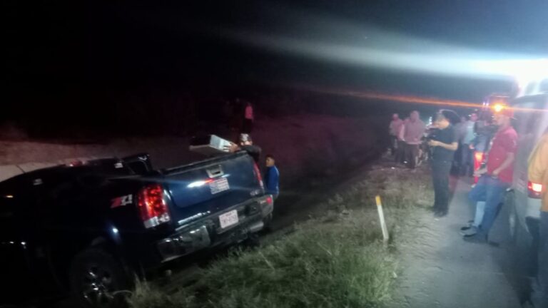 Grave accidente de auto: Conductor cae a canal de riego en San Pedro