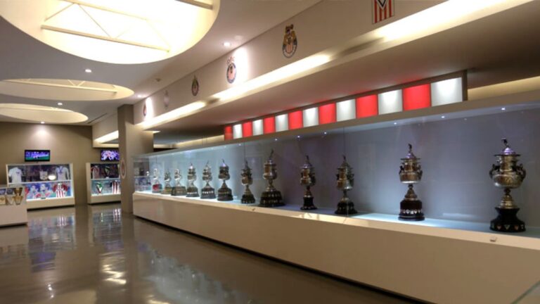 Descubre cómo visitar el museo de las Chivas gratis en 2026