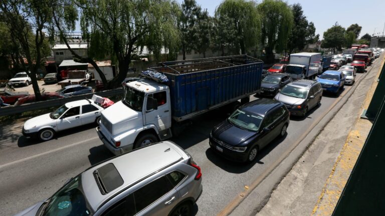 Hoy No Circula en CdMx y Edomex: ¿Qué Autos Descansan Este Domingo 4 de Enero de 2026?