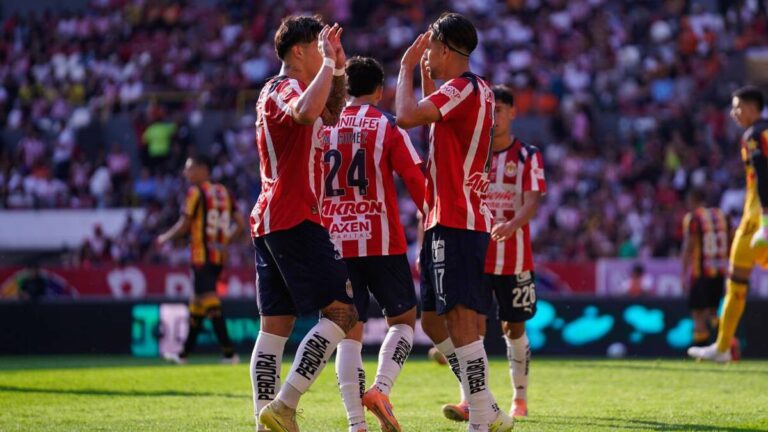 Chivas Brillan en la Copa Pacífica con una Triunfante Victoria sobre Leones Negros