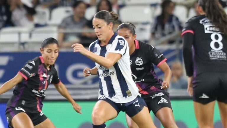 Rayadas triunfan sobre Puebla Femenil en la Jornada 1 de la Clausura 2026