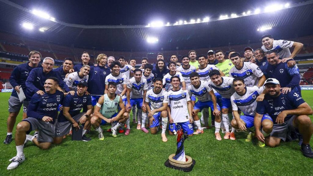 Rayados Triunfa sobre el Atlas y Gana la Copa por la Paz