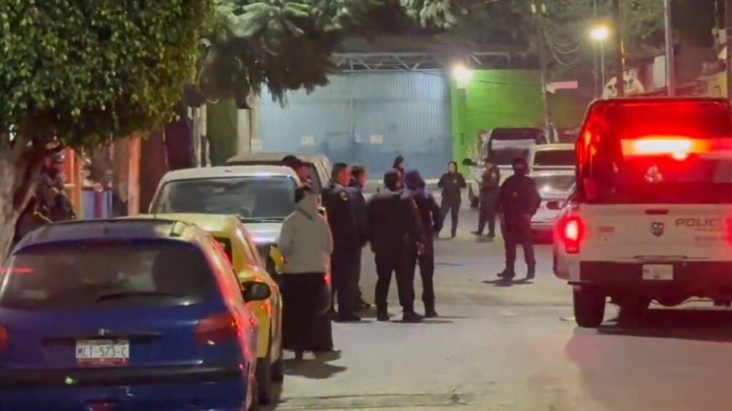 Trágico suceso en Iztapalapa: Ricardo muere tras agredir a su esposa y atacar a la policía