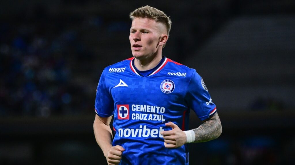 Mateusz Bogusz Regresa a Cruz Azul: Un Esperado Retorno al Fútbol Mexicano