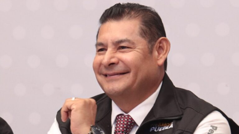 Armenta denuncia la inacción de los alcaldes en el ‘Triángulo Rojo’ contra los desmantelamientos de vehículos