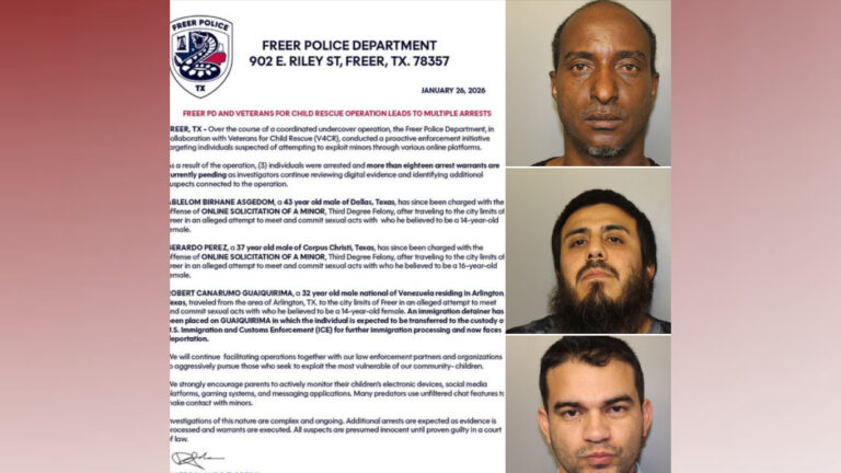 Operativo encubierto en Freer deja tres arrestos por presunta solicitación en línea de menores