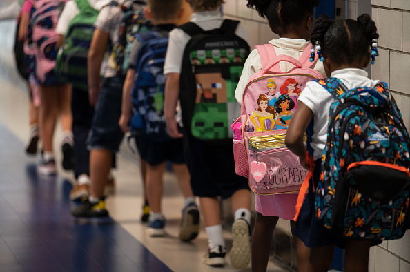 Nuevo proyecto de ley en Kansas exigiría entrenamiento para ir al baño a niños antes de kindergarten