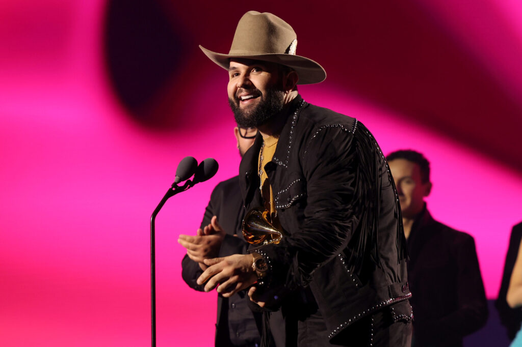 Carín León regresa a Denver: Concierto exclusivo en el Tour Norteamérica 2026