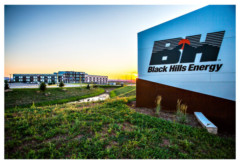 Black Hills Energy Considera Cortes Eléctricos para 8,200 Clientes en Colorado Debido al Riesgo de Incendios