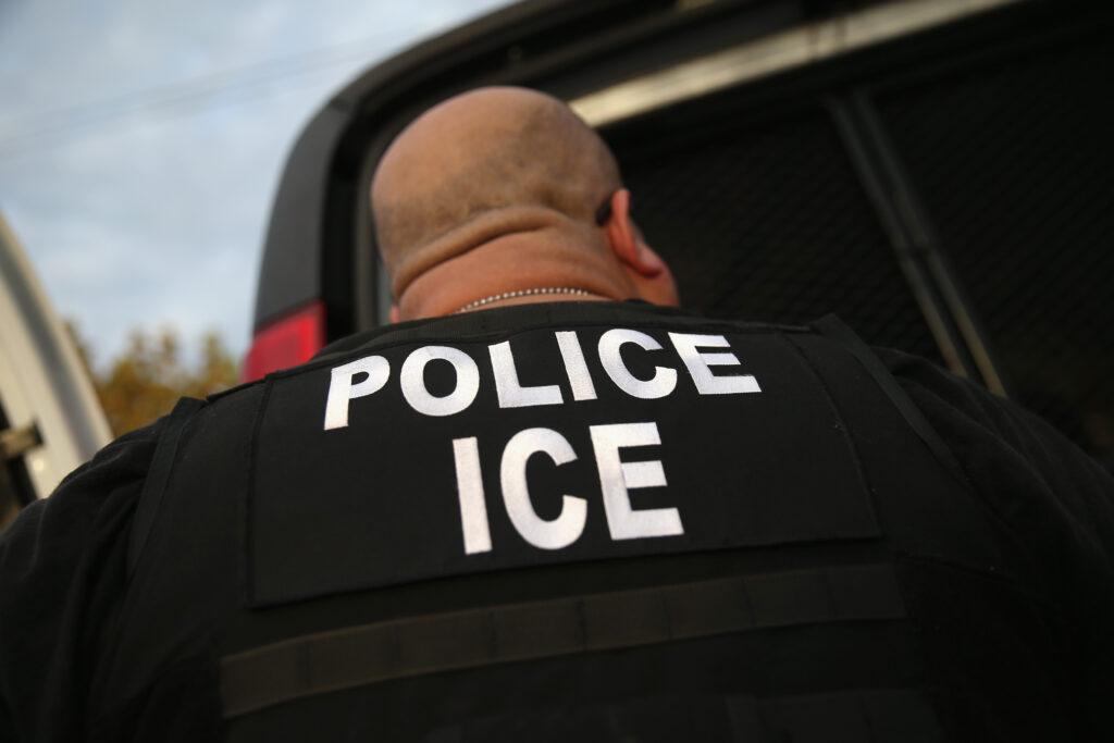 Mujer Embarazada de Brockton Hospitalizada tras Detención por ICE