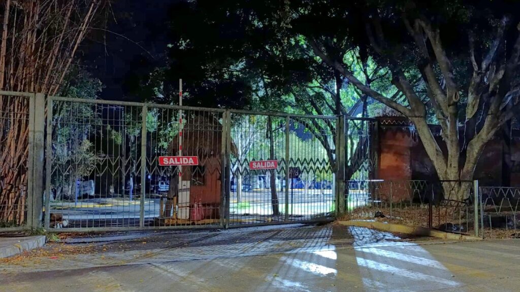 Bloqueos en Guadalajara: Más de mil turistas atrapados en el Zoológico de Guadalajara