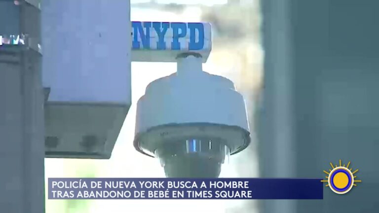 Bebé Abandonada En Times Square Desata Búsqueda Policial En Nueva York