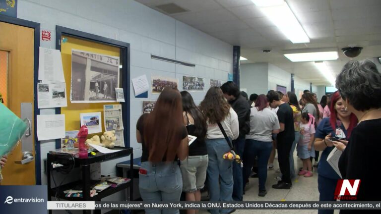 Cierre Emotivo De Siete Escuelas En Corpus Christi Por Falta De Fondos