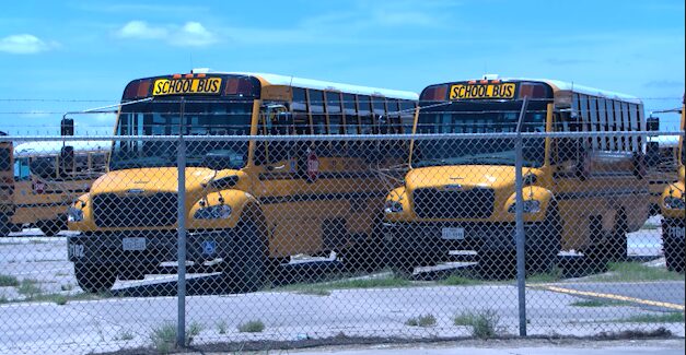 Alarma en CCISD por falta de choferes de autobuses escolares; analizan ajustes en transporte estudiantil