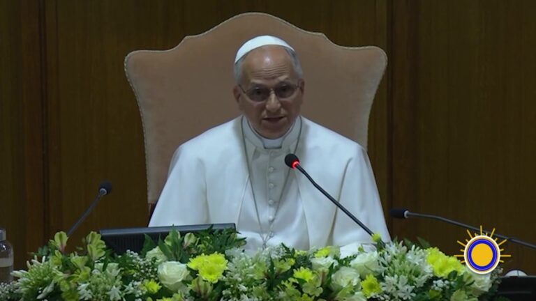 El Papa Francisco Llama A Regular La Inteligencia Artificial En La Guerra Y La Ética