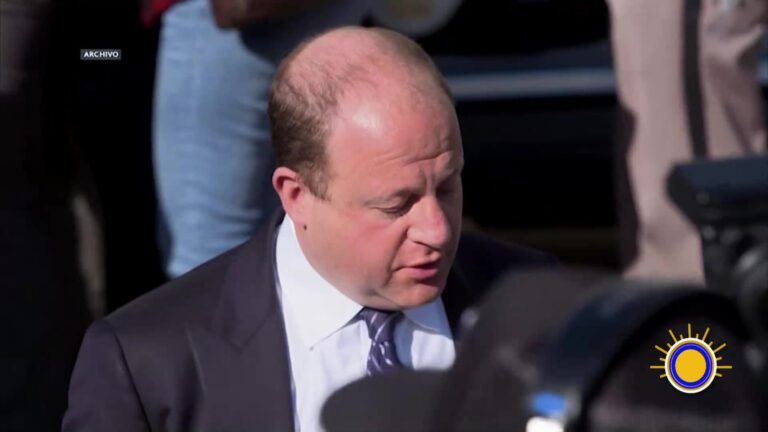 Jared Polis Orden Ejecutiva: Colorado Prohíbe Uso De Fondos Públicos Para Refrescos Y Alcohol