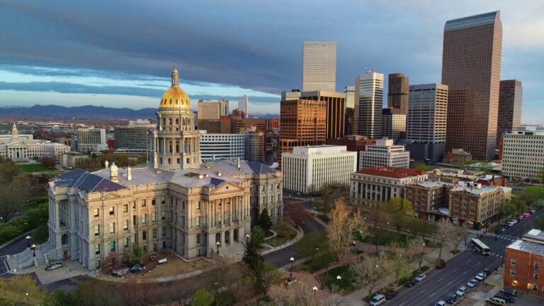 Colorado: Acceso Ampliado a Medicamentos Abortivos y Cambios Clave en Leyes Estatales