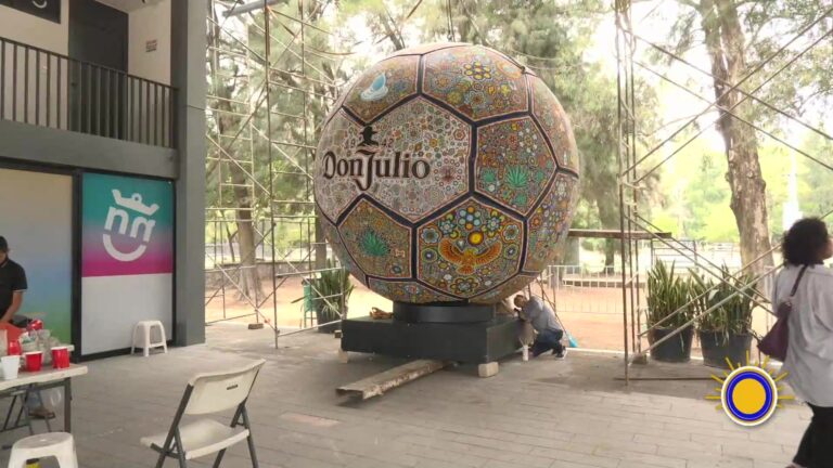 El Balón Monumental Wixárika: Artesanos Mexicanos Deslumbran Con Obra Para La Fiesta Del Fútbol