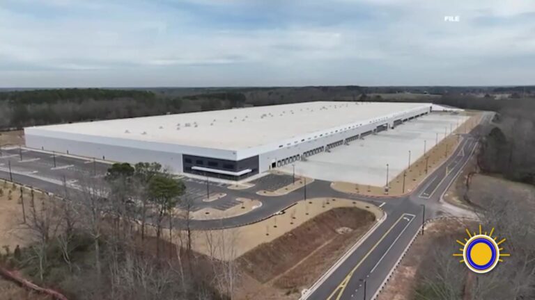 Trump Cancela Plan De Centro De Detención Masivo Cerca De Atlanta