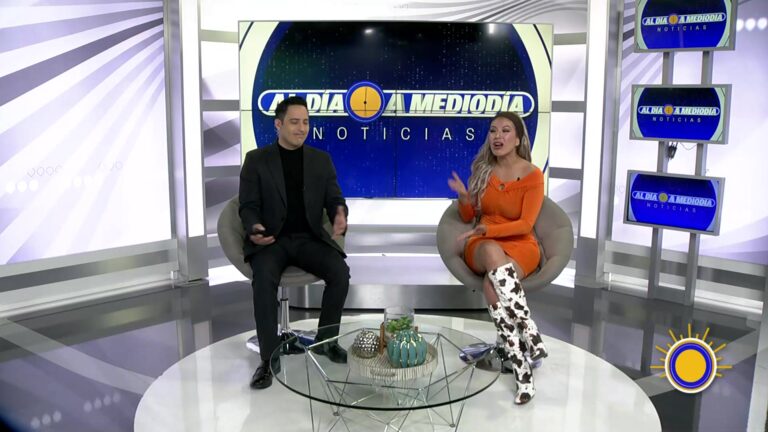 Belinda Y Danna Paola, En Vilo Durante El Partido México-Inglaterra