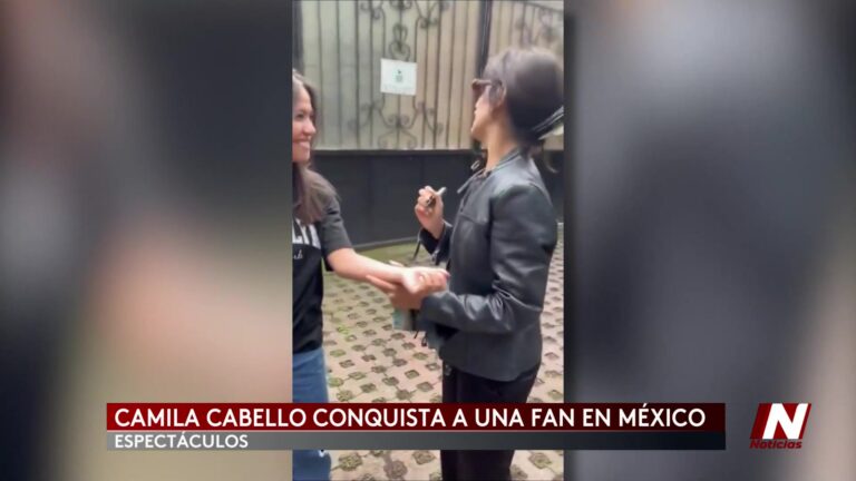 Camila Cabello Convive Con Fans Durante Su Visita A México
