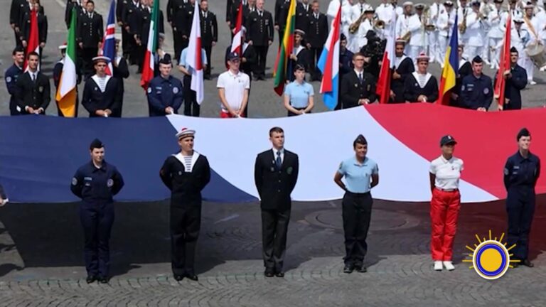 Francia Celebra El Día De La Bastilla Con Desfiles Y Jefes De Estado