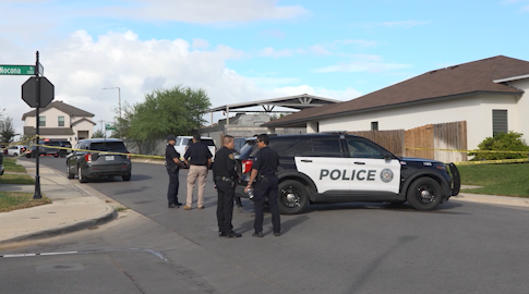 Mujer muere tras ser localizada con heridas de arma blanca en camioneta en Laredo; detienen a agente de la Patrulla Fronteriza